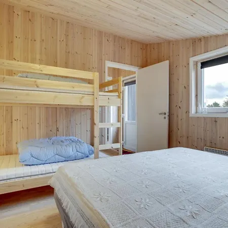 Hylleborg - 400m From The Sea In Ne Jutland By Interhome Feriehus