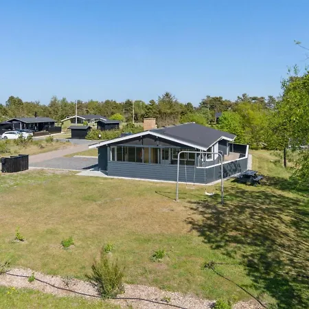Hylleborg - 400m From The Sea In Ne Jutland By Interhome Feriehus *