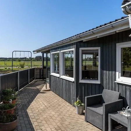 Hylleborg - 400m From The Sea By Interhome