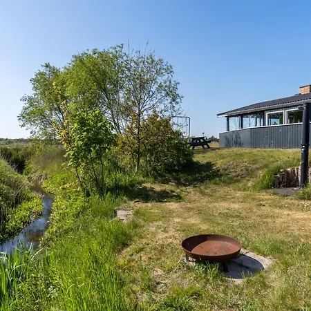 Hylleborg - 400m From The Sea By Interhome